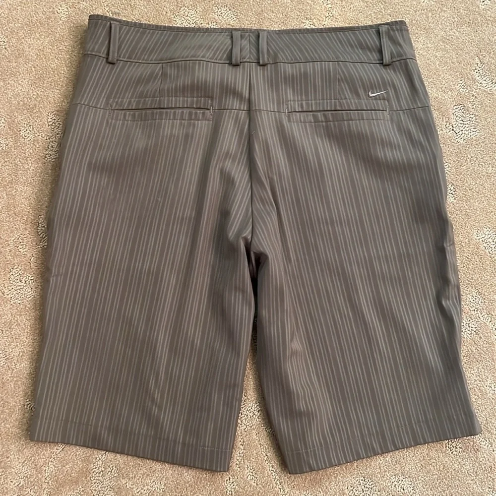 Nike Golf 10” Dri-Fit Bermuda Shorts, Sz 6*